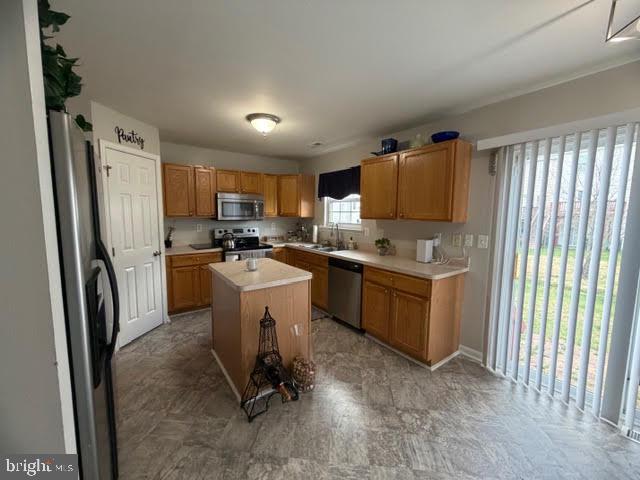 TOWNES AT TINKER'S CREEK - Residential