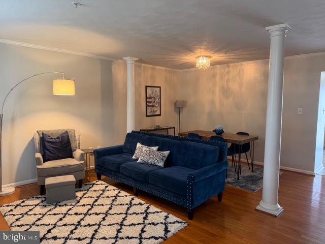 TOWNES AT TINKER'S CREEK - Residential