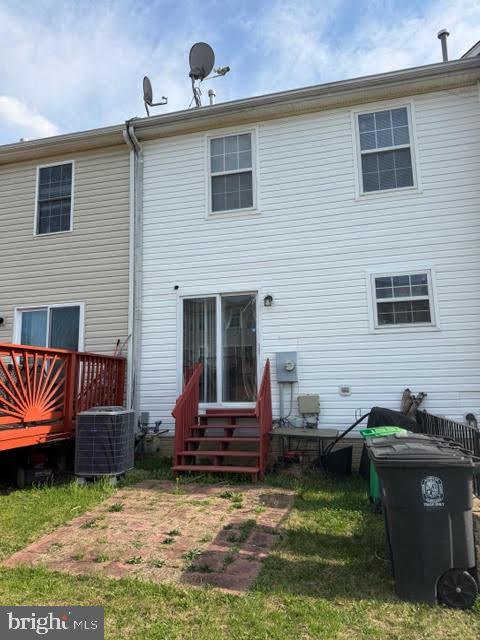 TOWNES AT TINKER'S CREEK - Residential