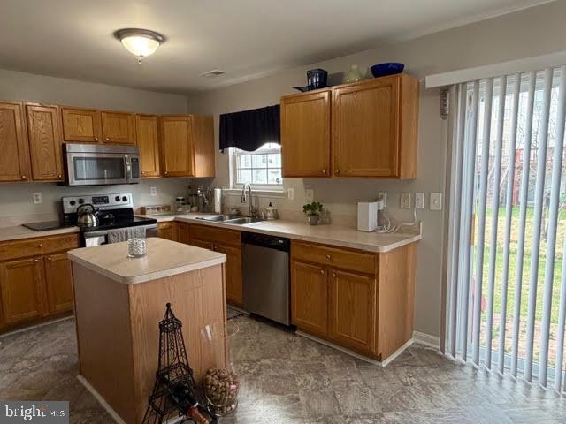 TOWNES AT TINKER'S CREEK - Residential