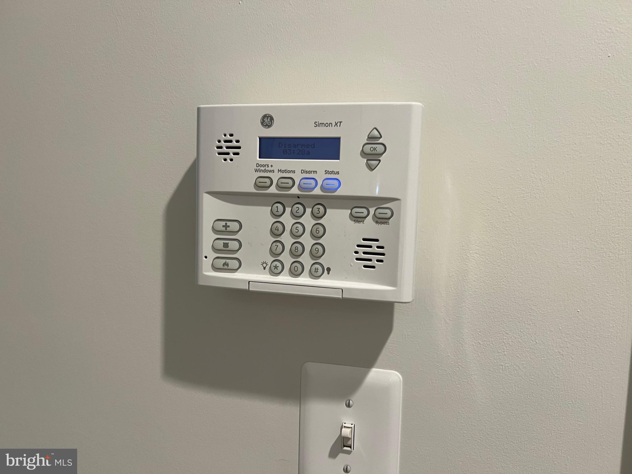 CHARLESTON SQUARE TOWNHM - Residential Lease