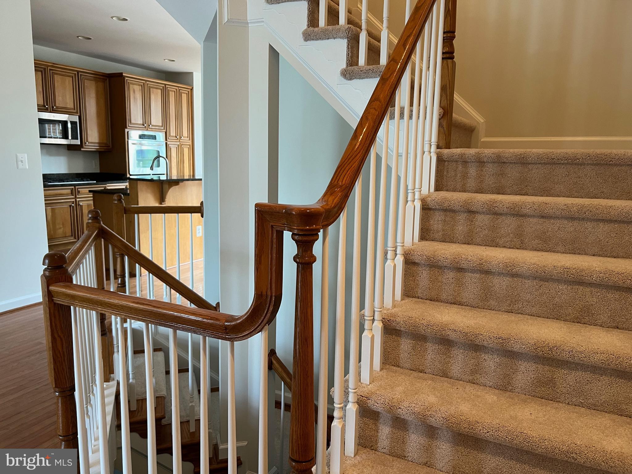 CHARLESTON SQUARE TOWNHM - Residential Lease