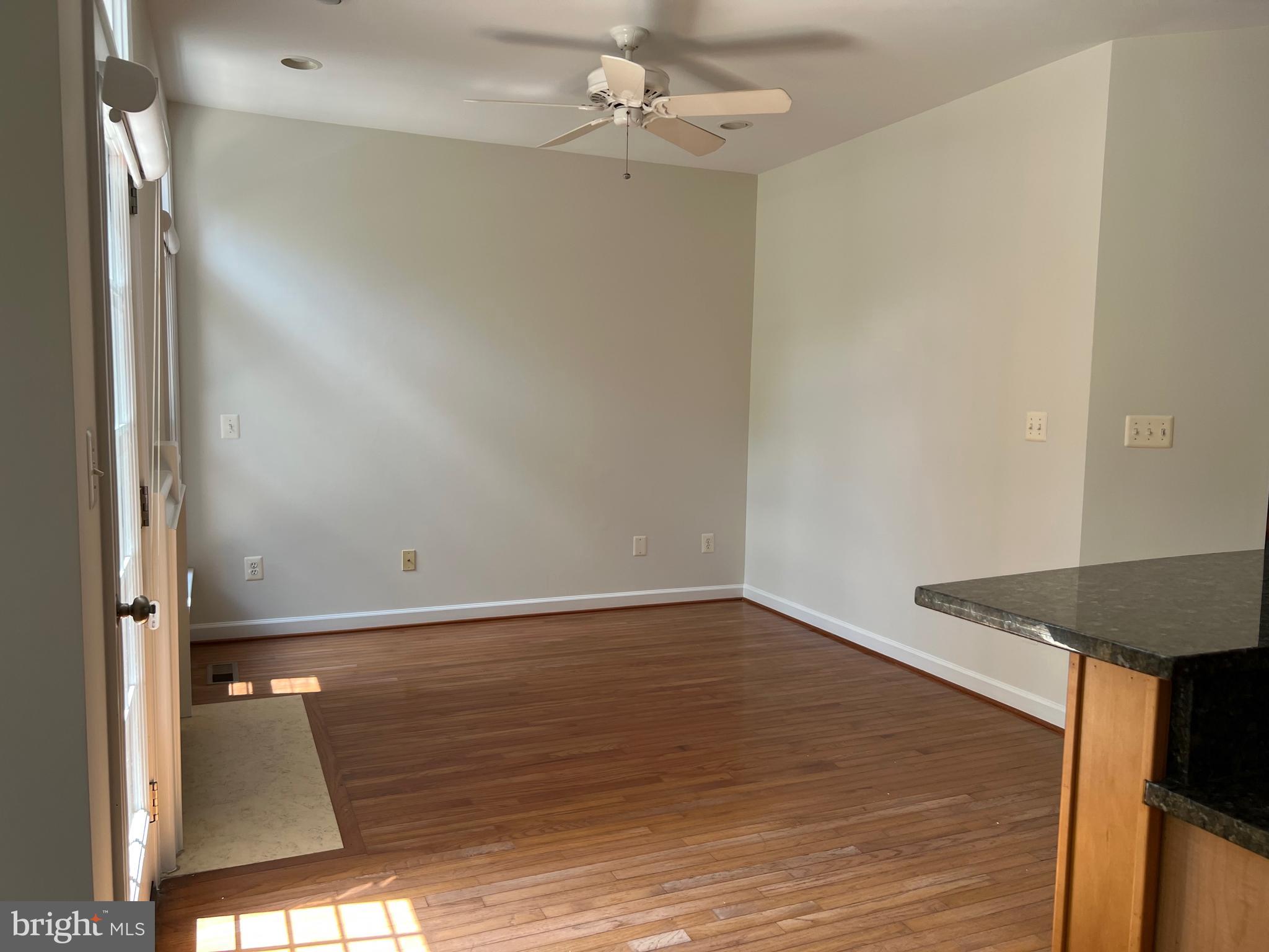 CHARLESTON SQUARE TOWNHM - Residential Lease