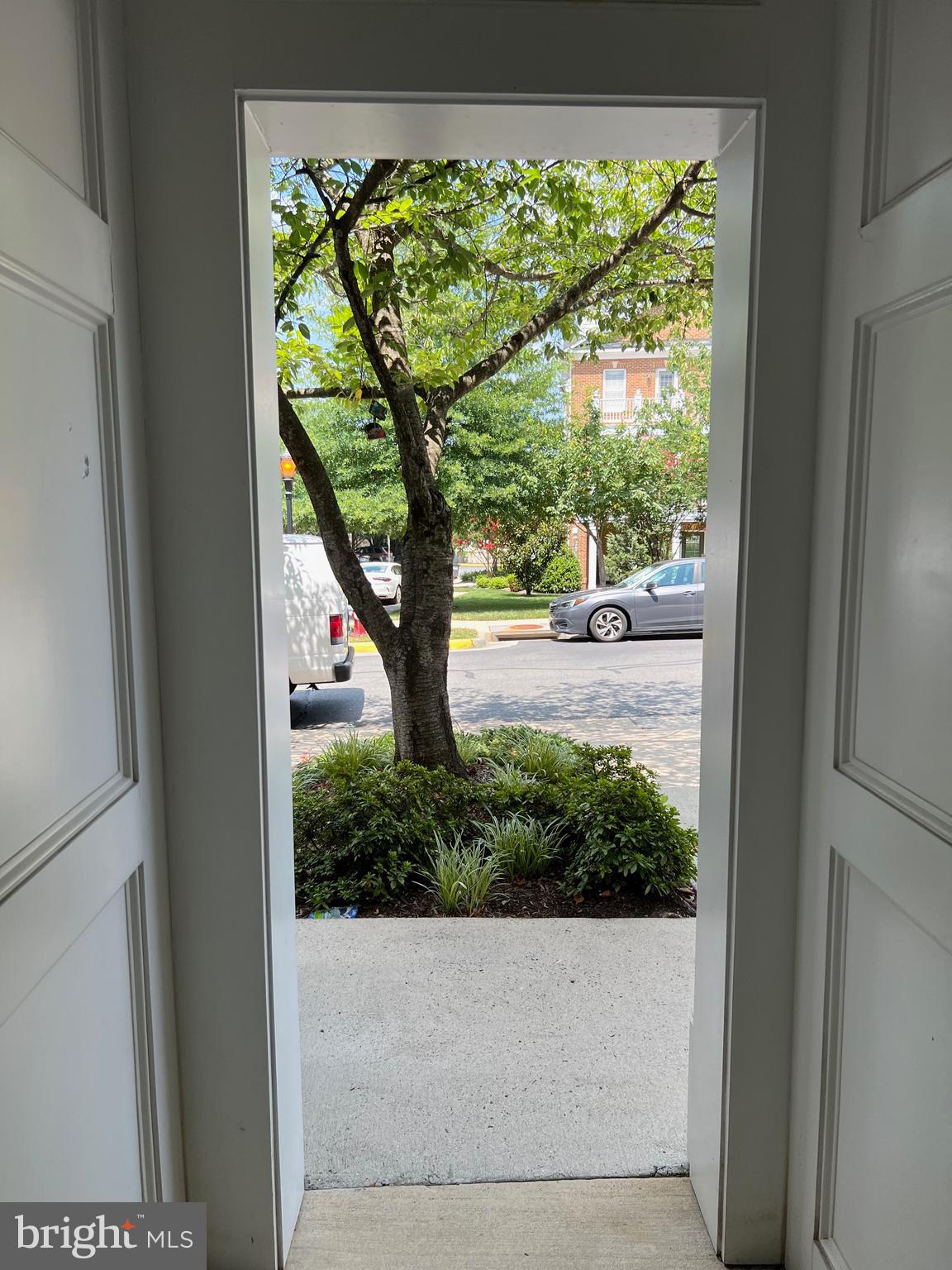 CHARLESTON SQUARE TOWNHM - Residential Lease