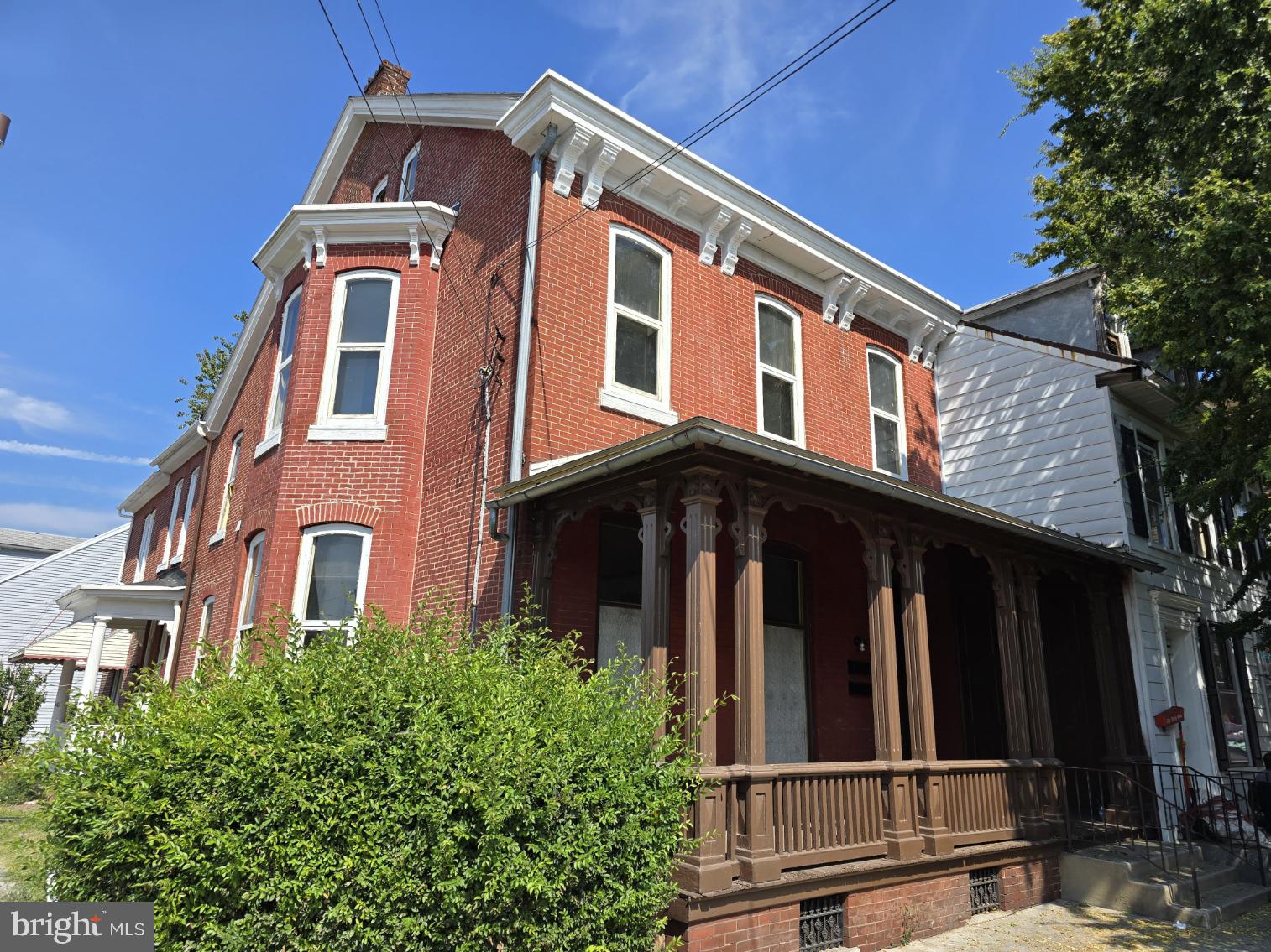 1017 CHESTNUT STREET