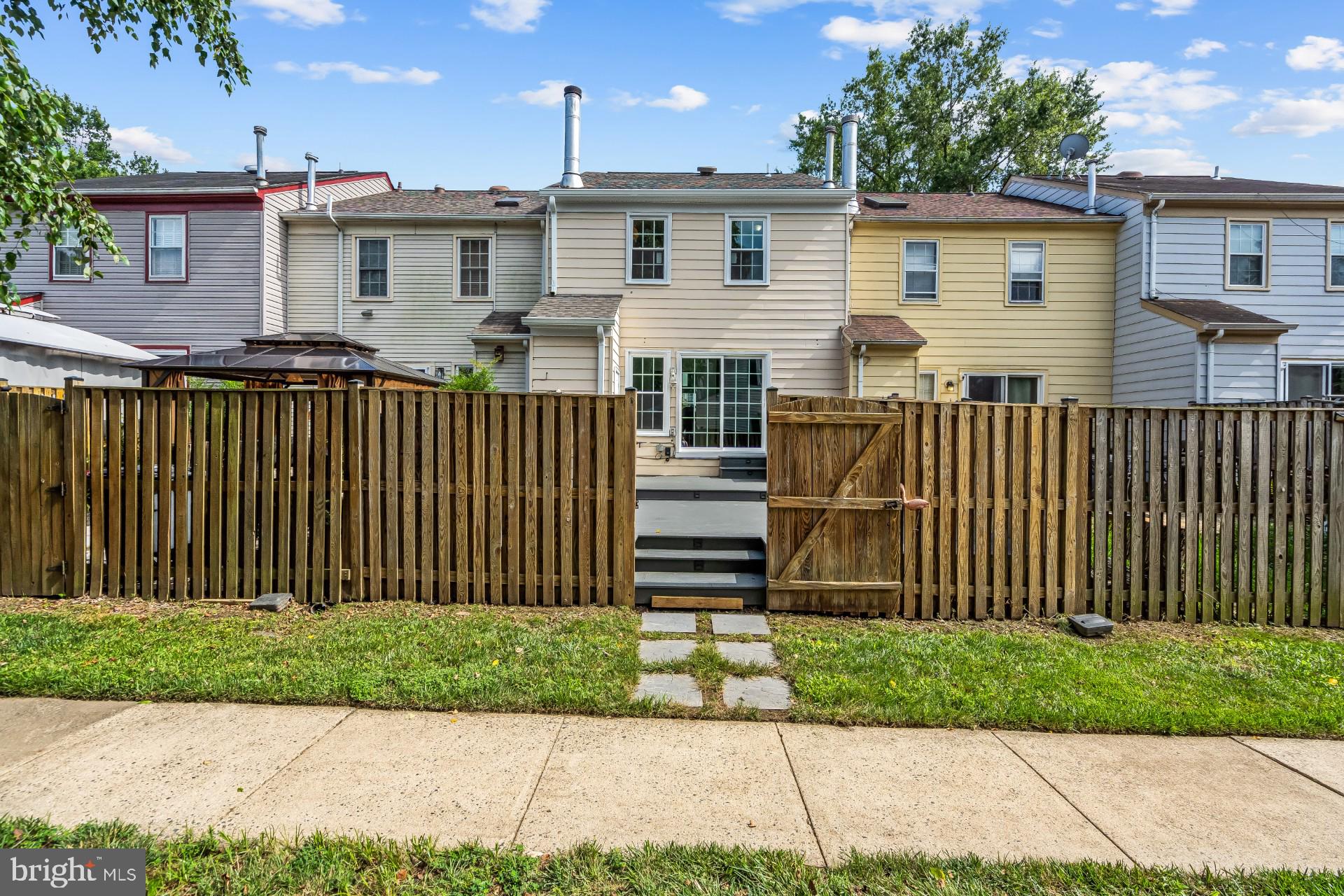 7860 PARTHIAN COURT