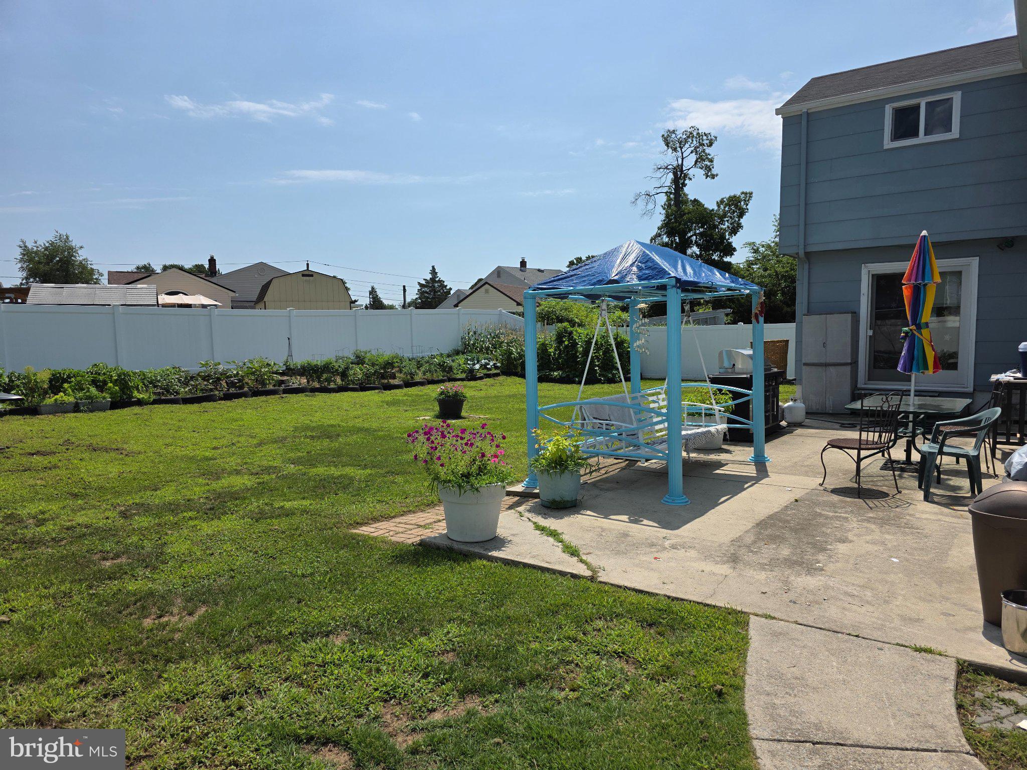 242 HENDRICKSON AVENUE