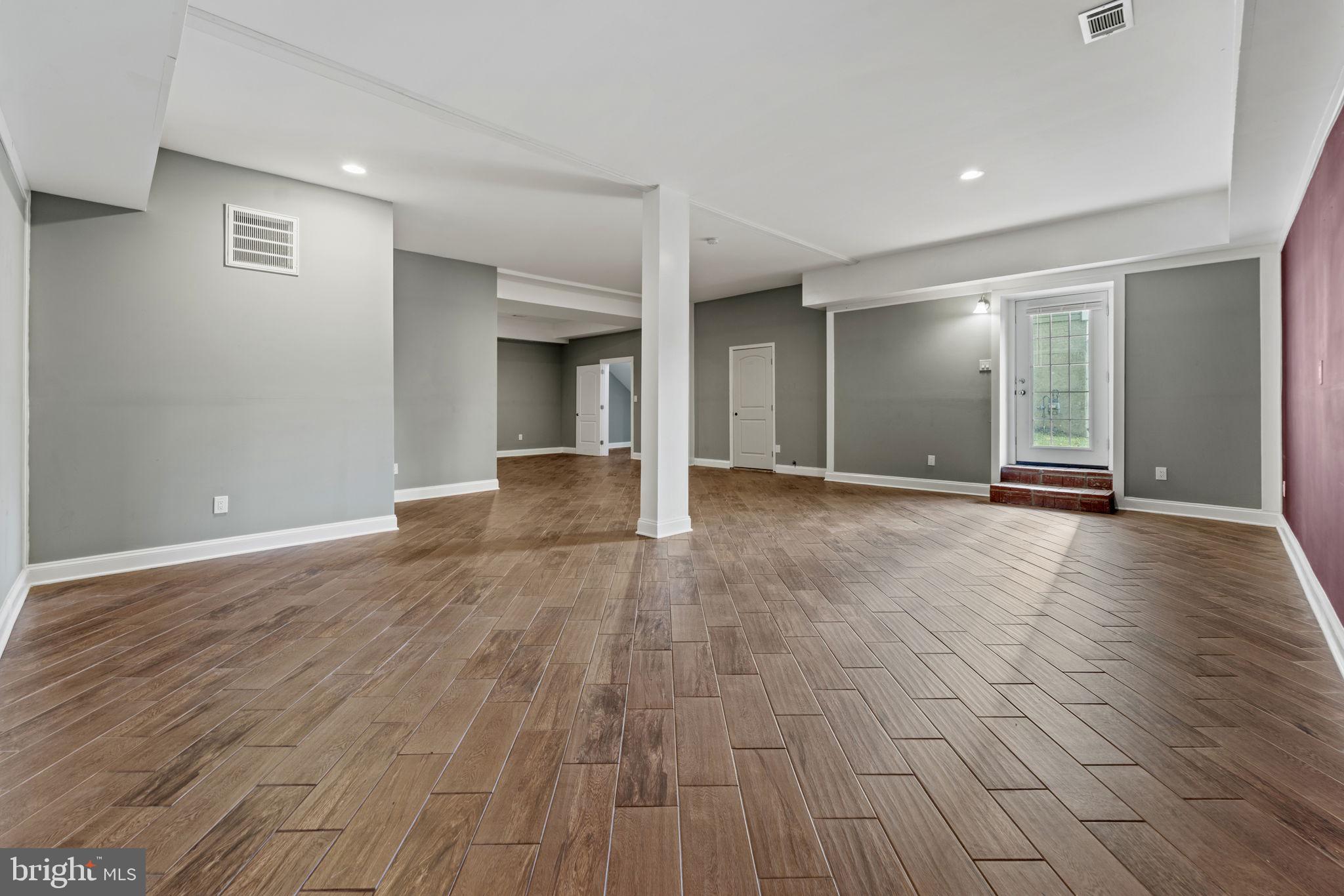 STENWOOD - Residential Lease