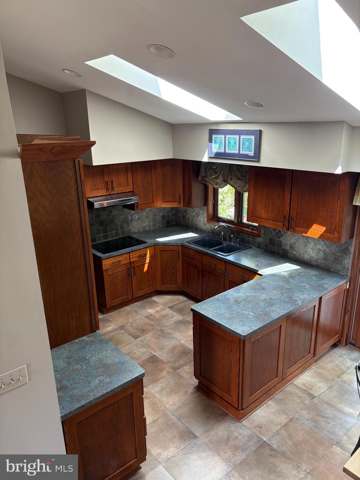 146 BELMONT AVENUE