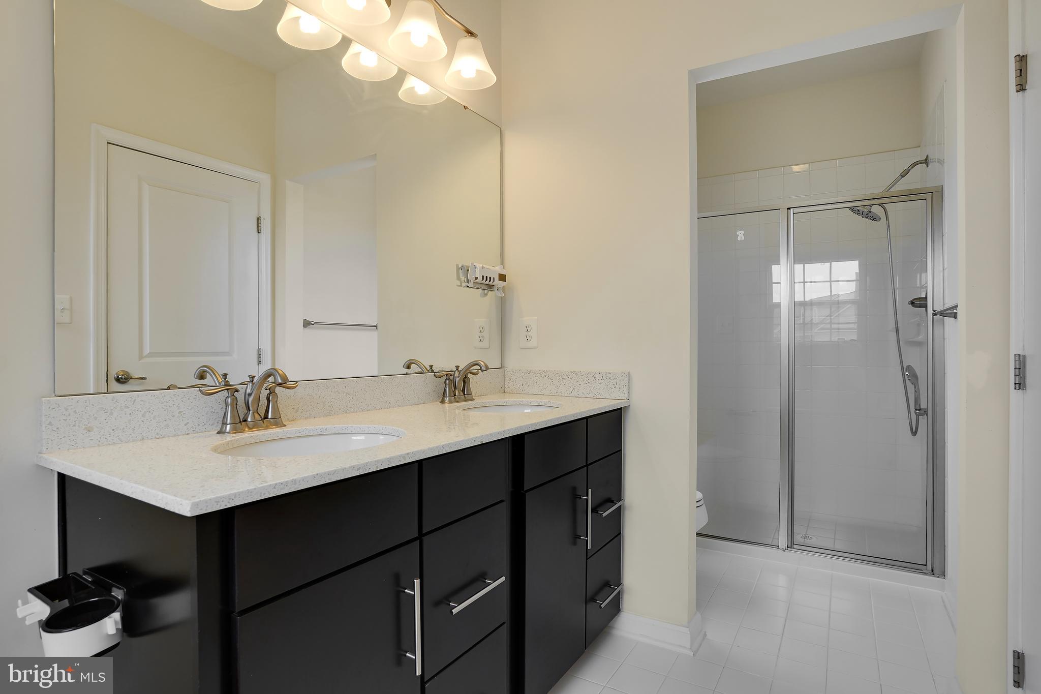 GREENBELT STATION - Residential