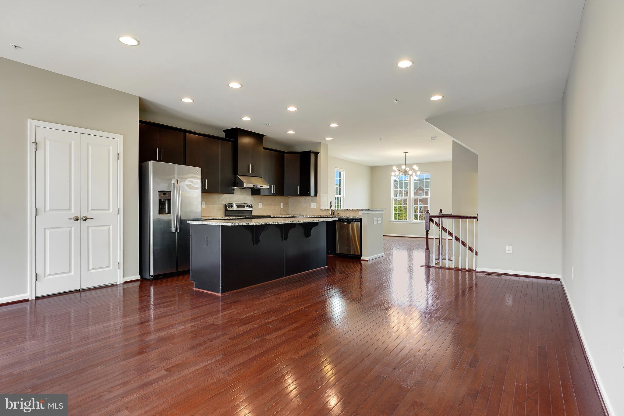 GREENBELT STATION - Residential