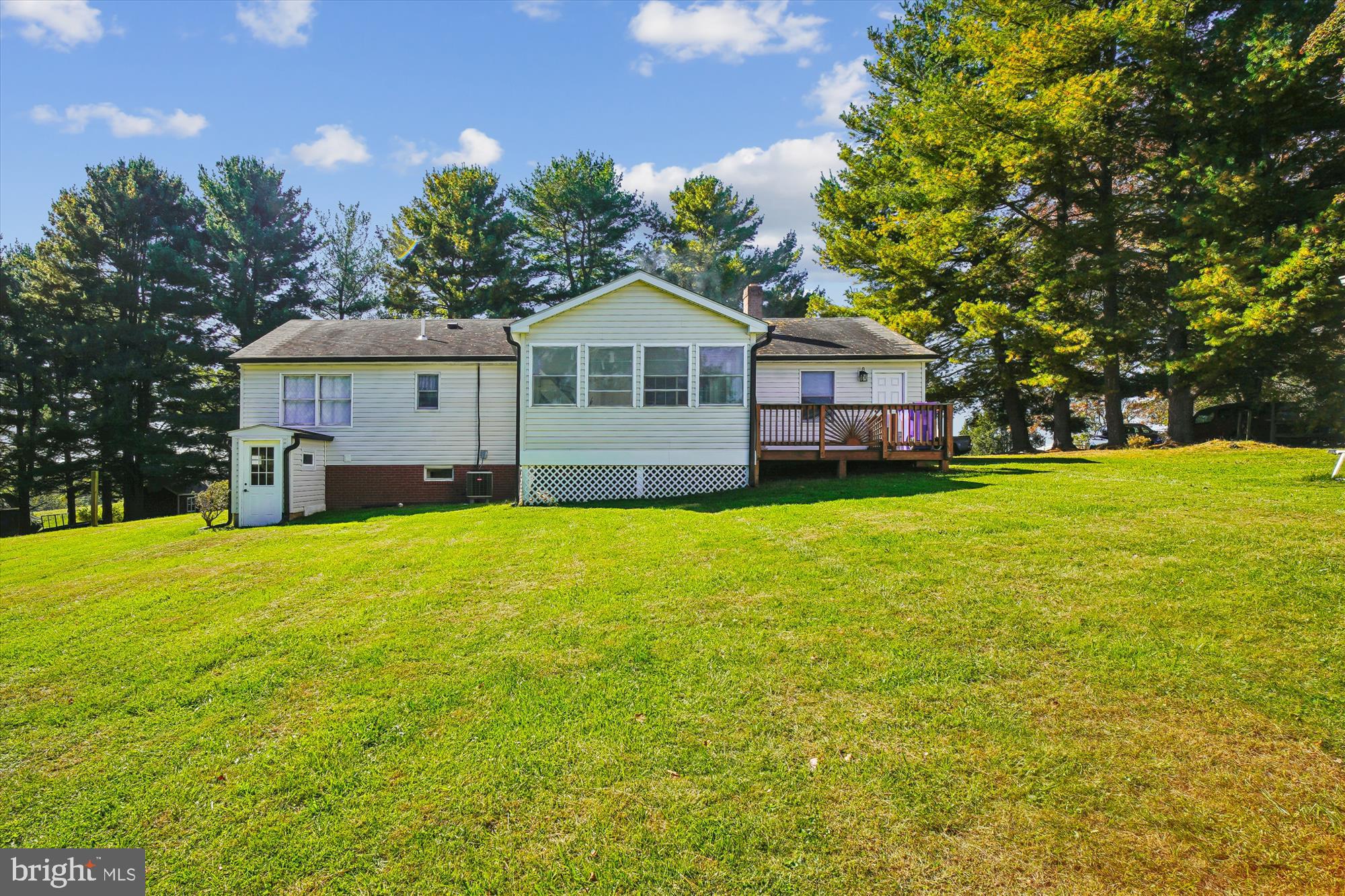 BOSS ARNOLD VILLAGE - Residential