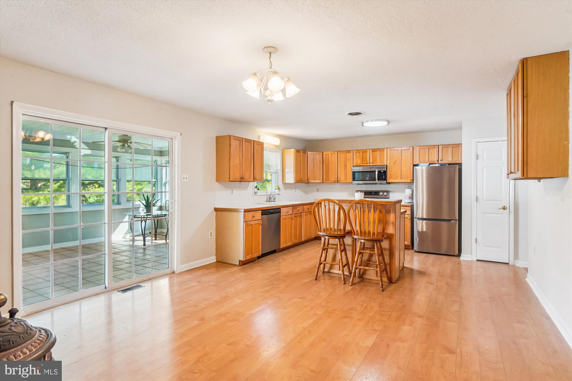 BOSS ARNOLD VILLAGE - Residential