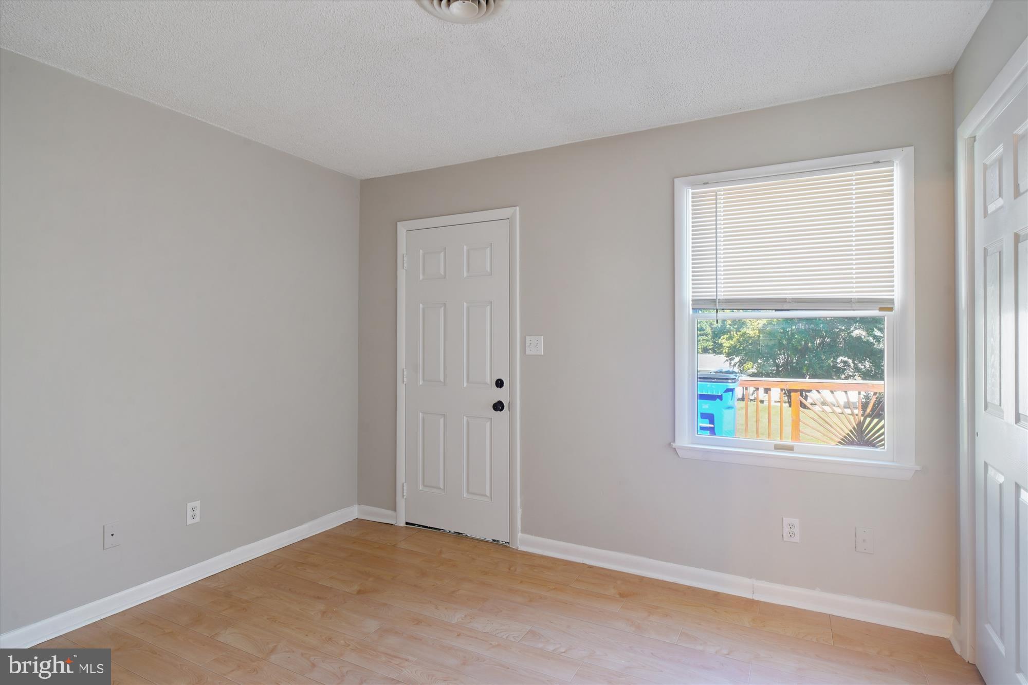 BOSS ARNOLD VILLAGE - Residential