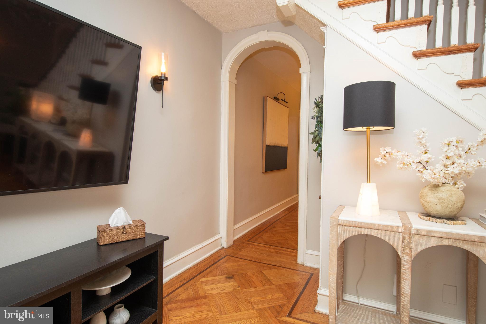 MAYFAIR - Residential