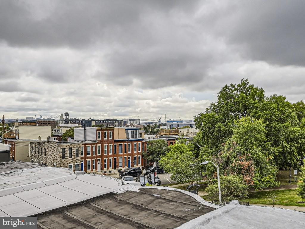 RIVERSIDE - Residential