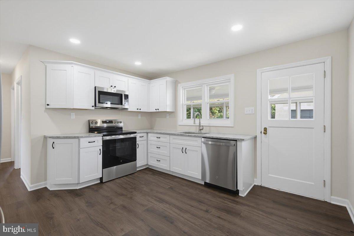 1515 HICKORY ROAD