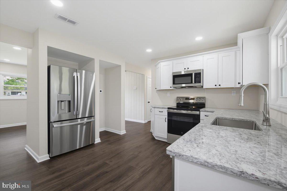 1515 HICKORY ROAD