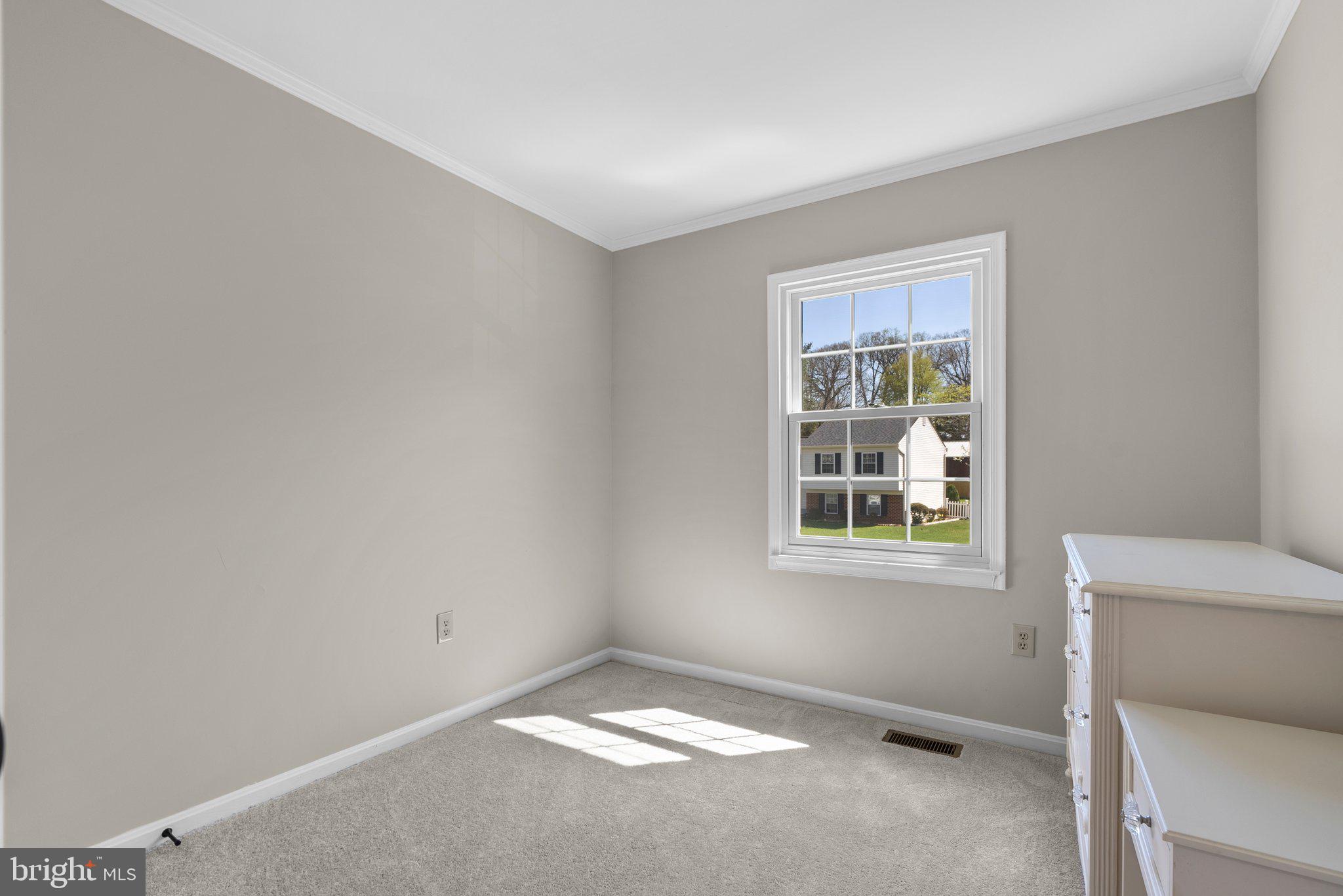 WILLIAMSBURG VILLAGE - Residential