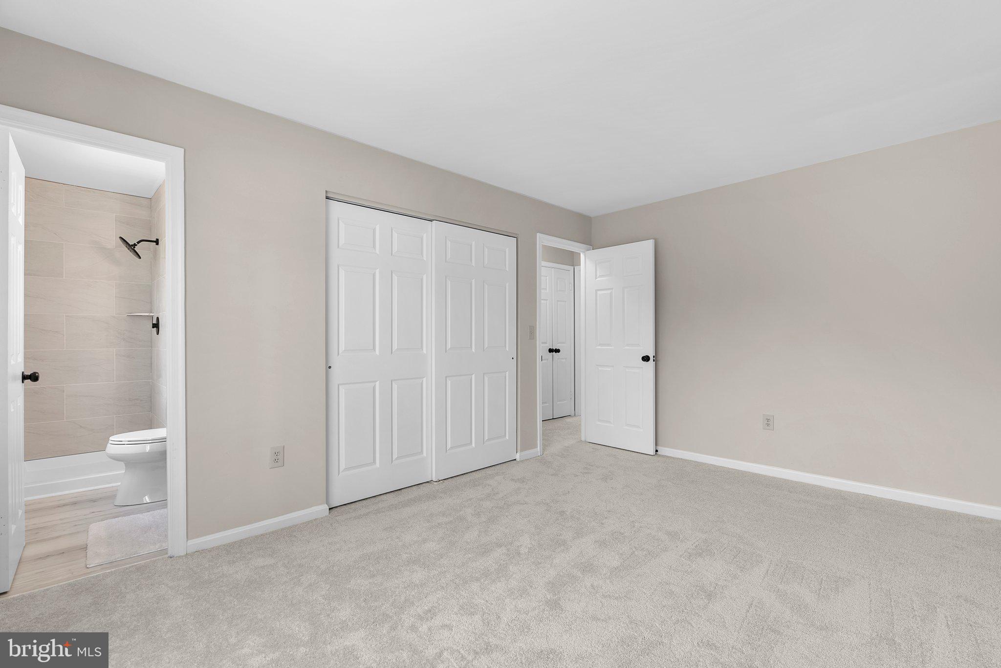 WILLIAMSBURG VILLAGE - Residential