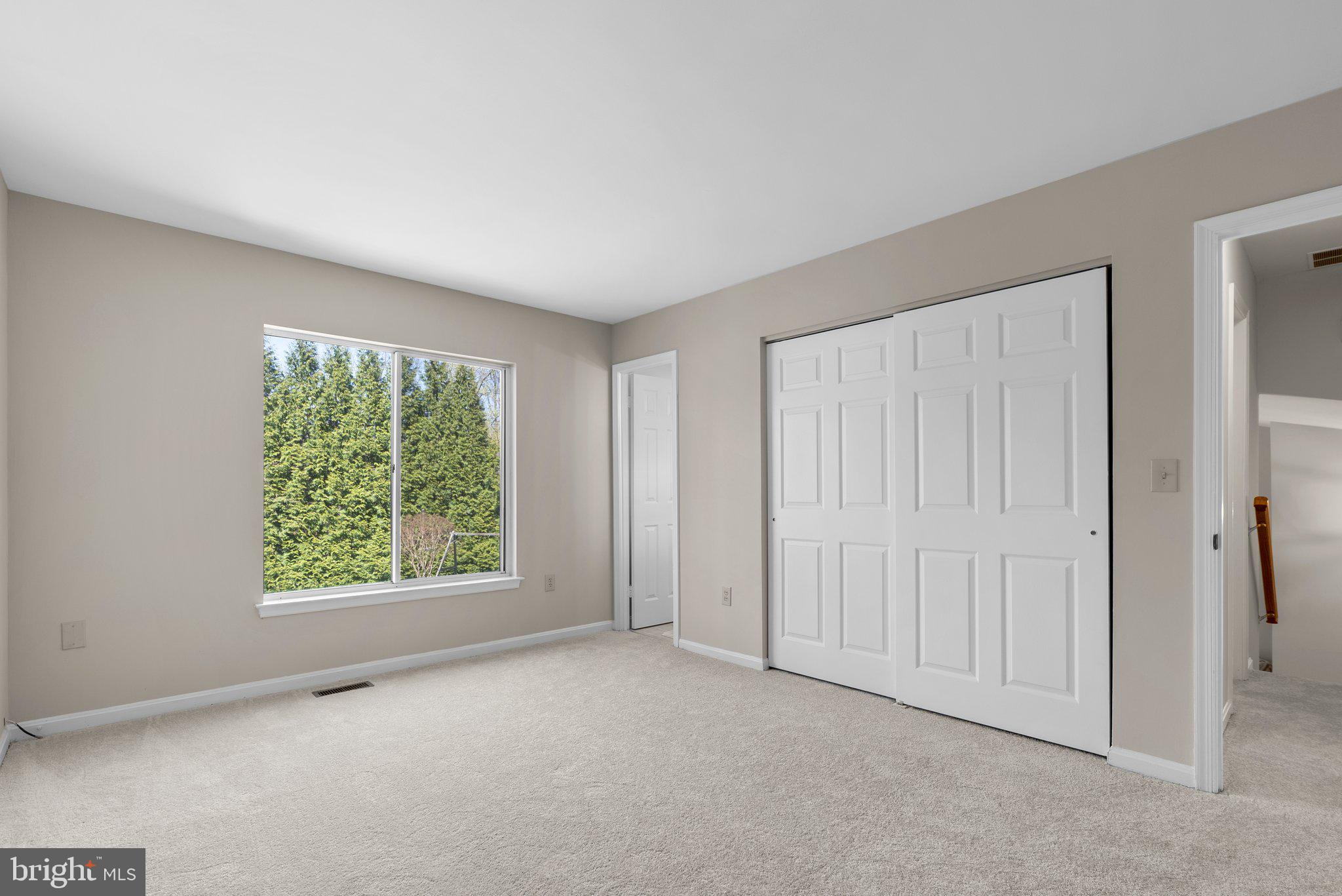 WILLIAMSBURG VILLAGE - Residential