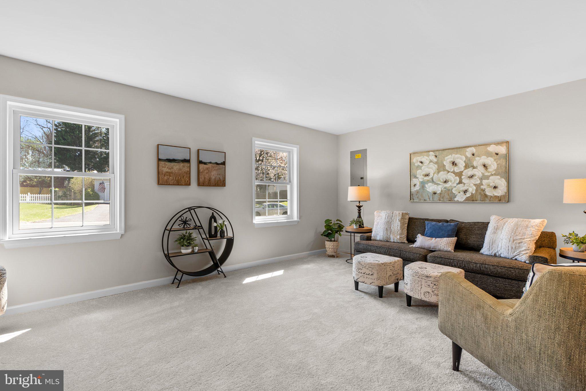 WILLIAMSBURG VILLAGE - Residential