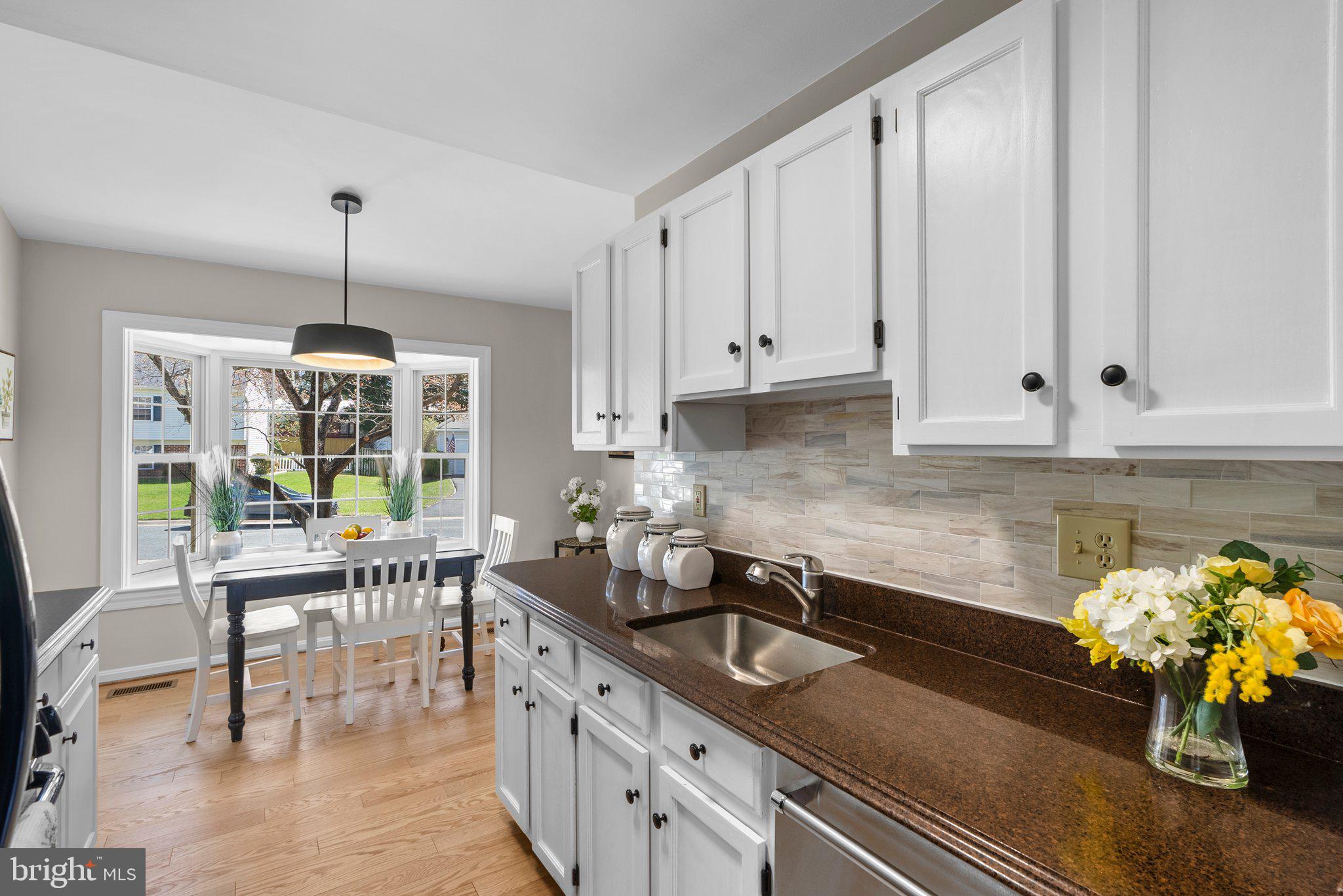 WILLIAMSBURG VILLAGE - Residential