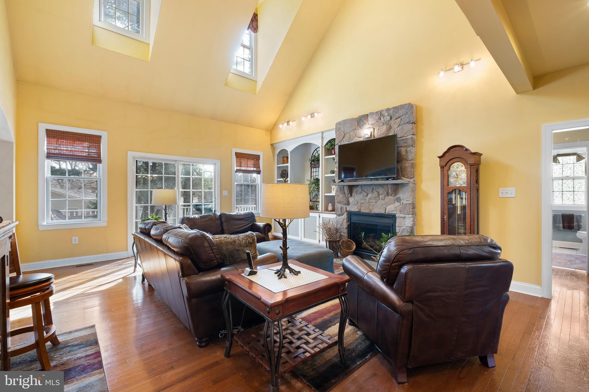 CHEASPEAKE ISLE - Residential