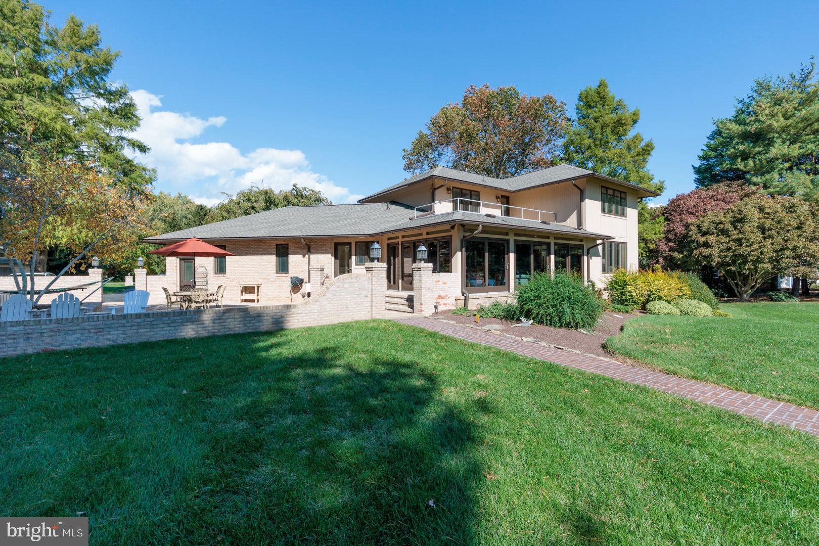 GOVERNOR GRASON MANOR - Residential