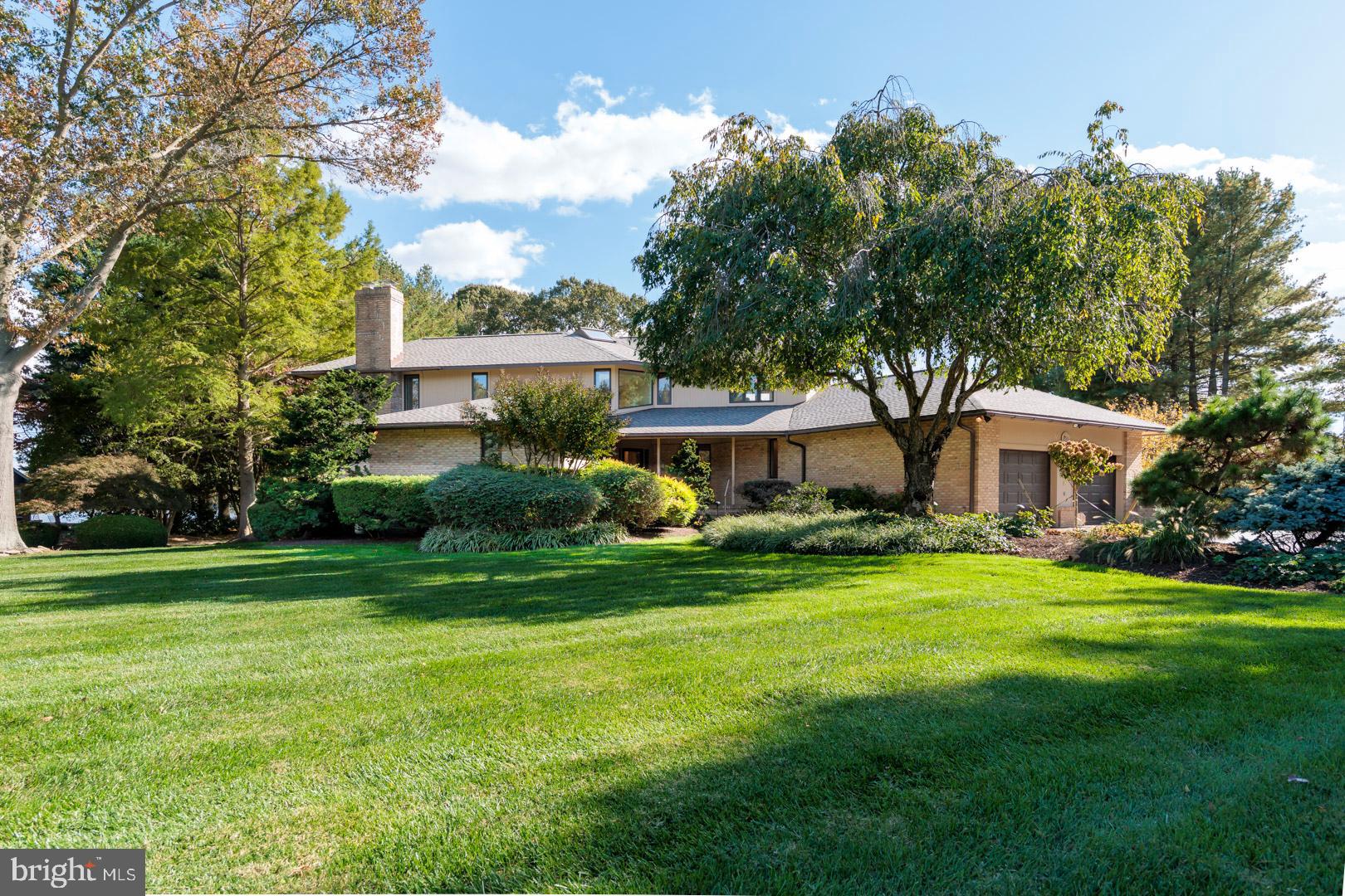 GOVERNOR GRASON MANOR - Residential