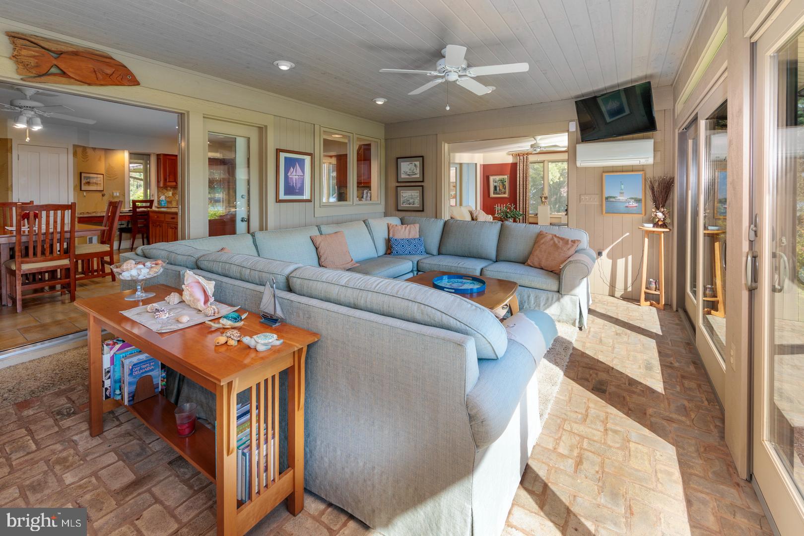 GOVERNOR GRASON MANOR - Residential