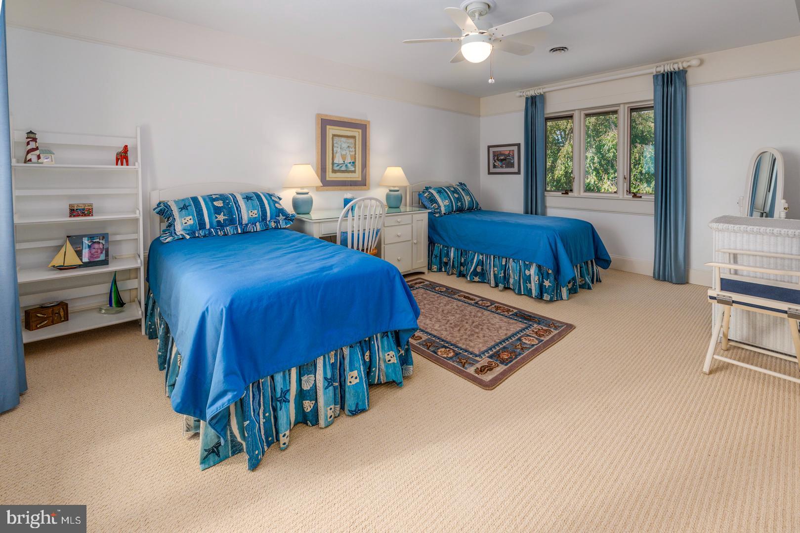 GOVERNOR GRASON MANOR - Residential