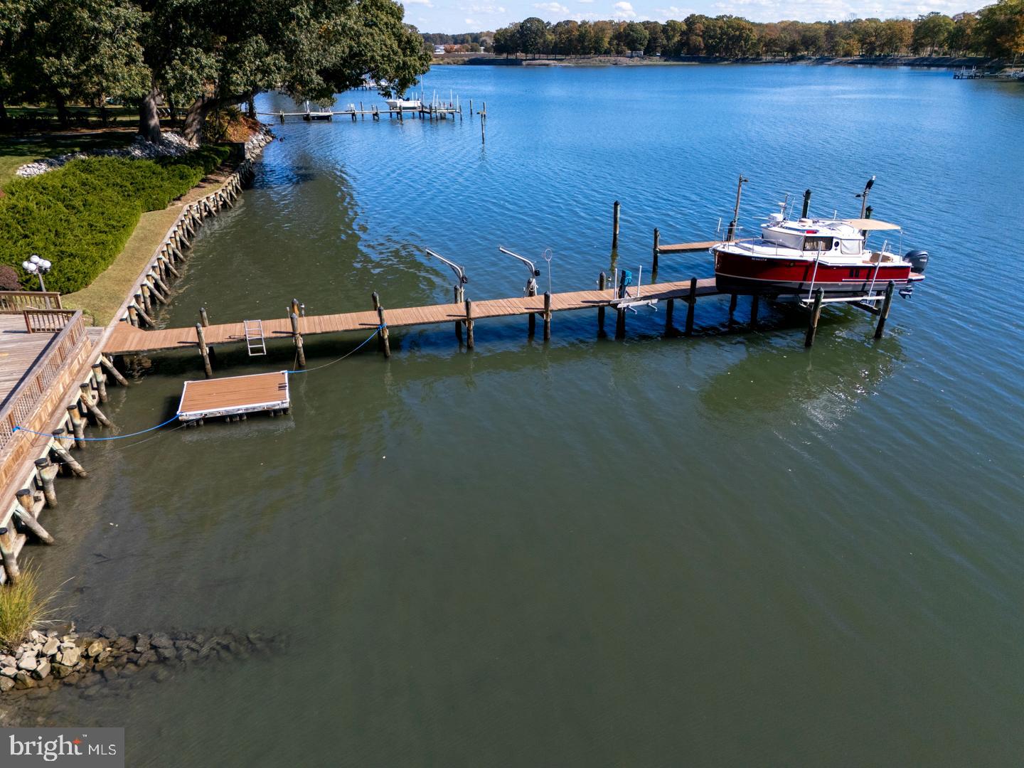 GOVERNOR GRASON MANOR - Residential