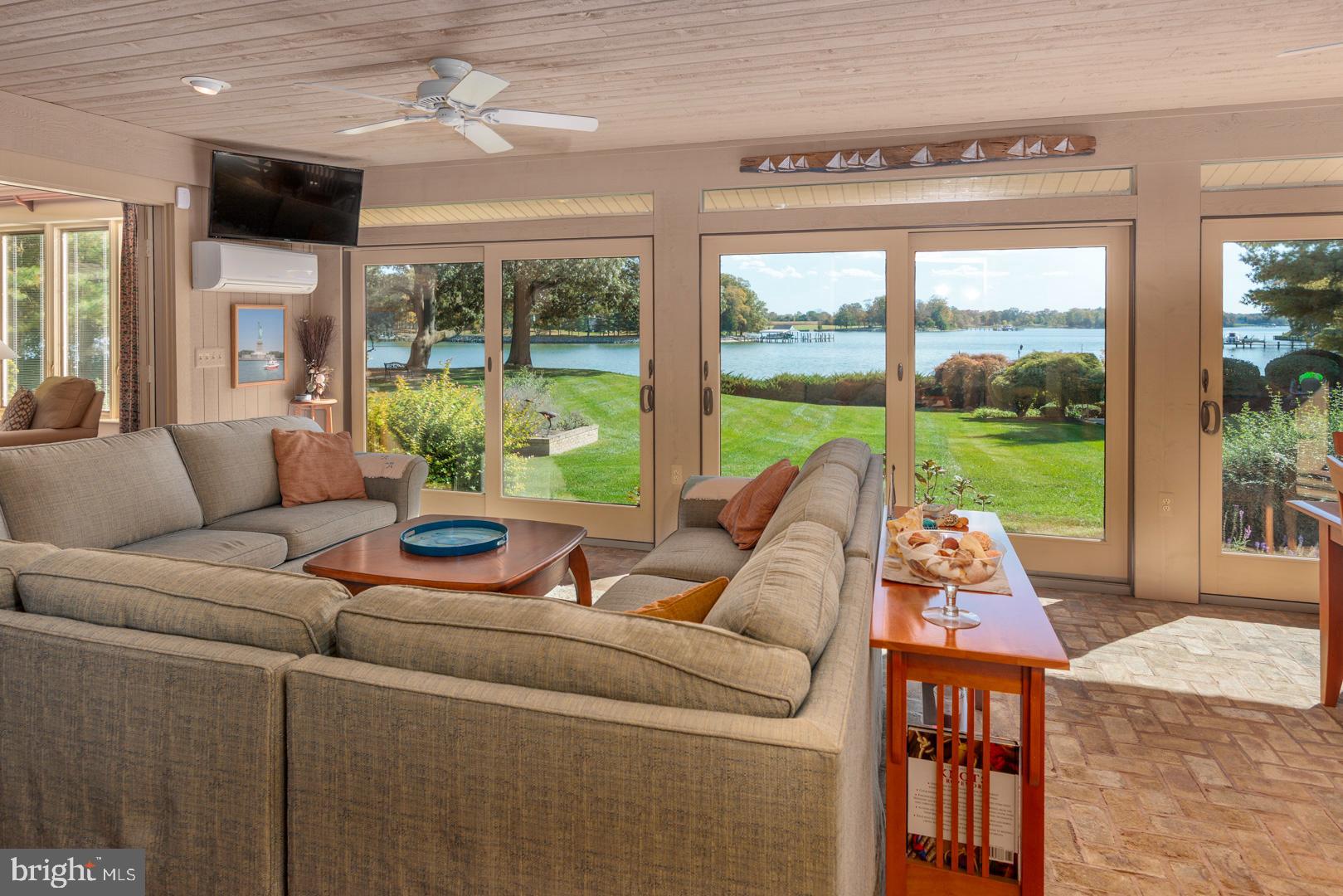 GOVERNOR GRASON MANOR - Residential