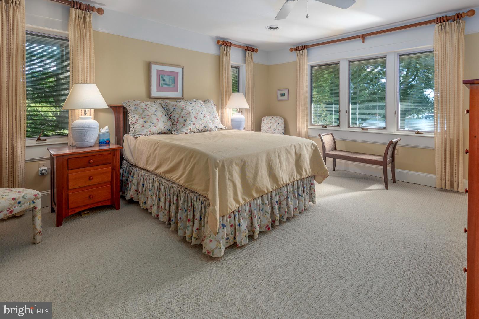 GOVERNOR GRASON MANOR - Residential