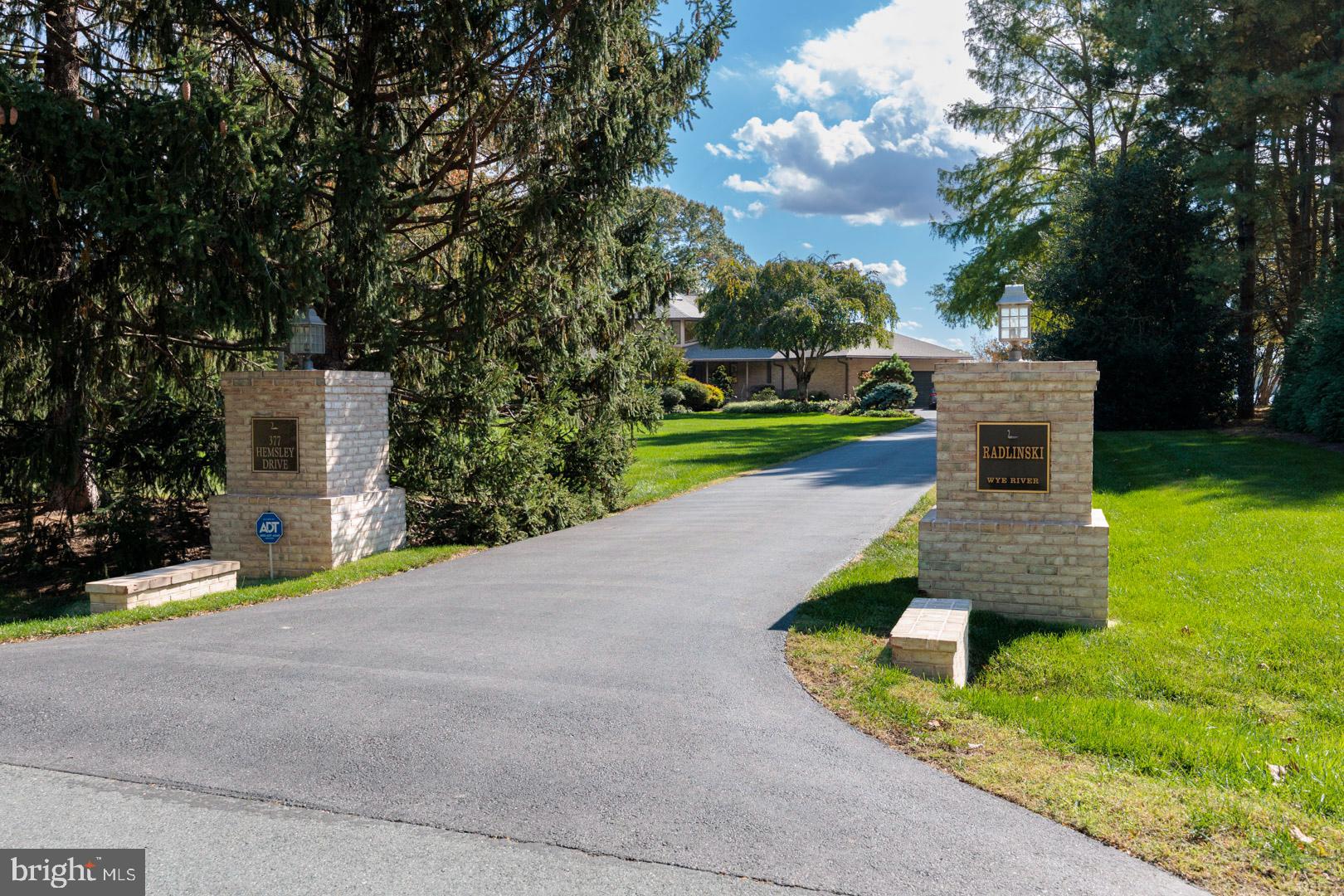 GOVERNOR GRASON MANOR - Residential