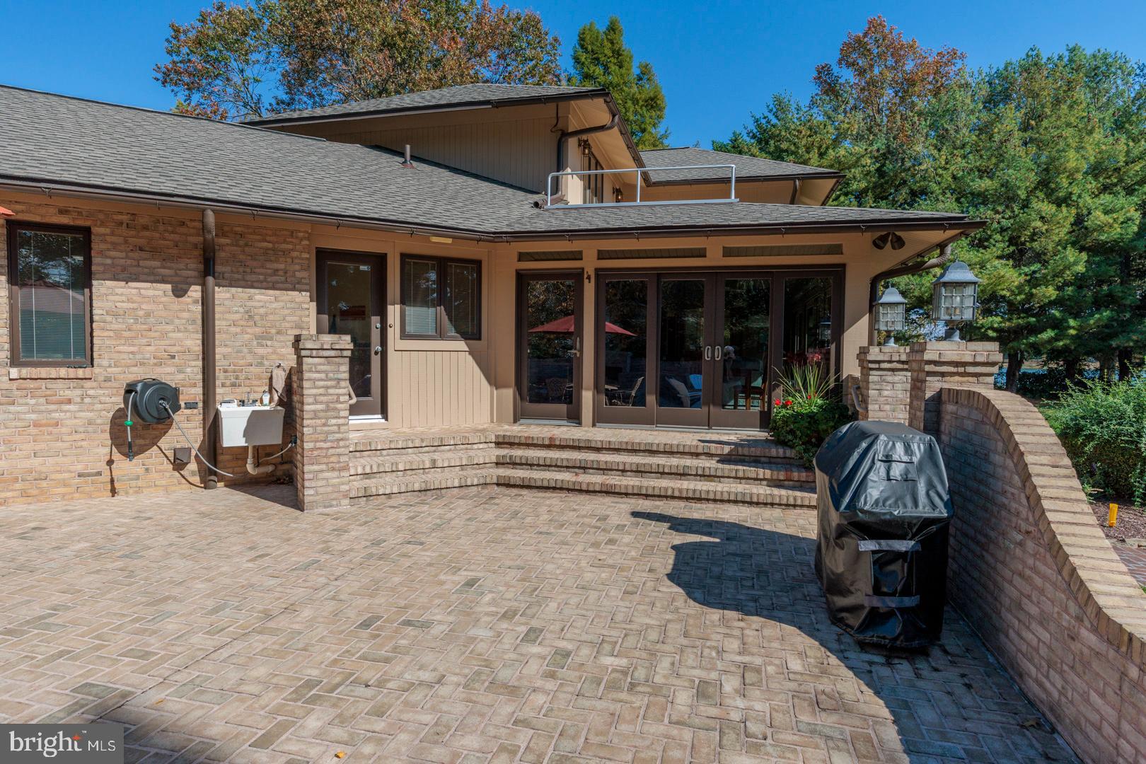 GOVERNOR GRASON MANOR - Residential