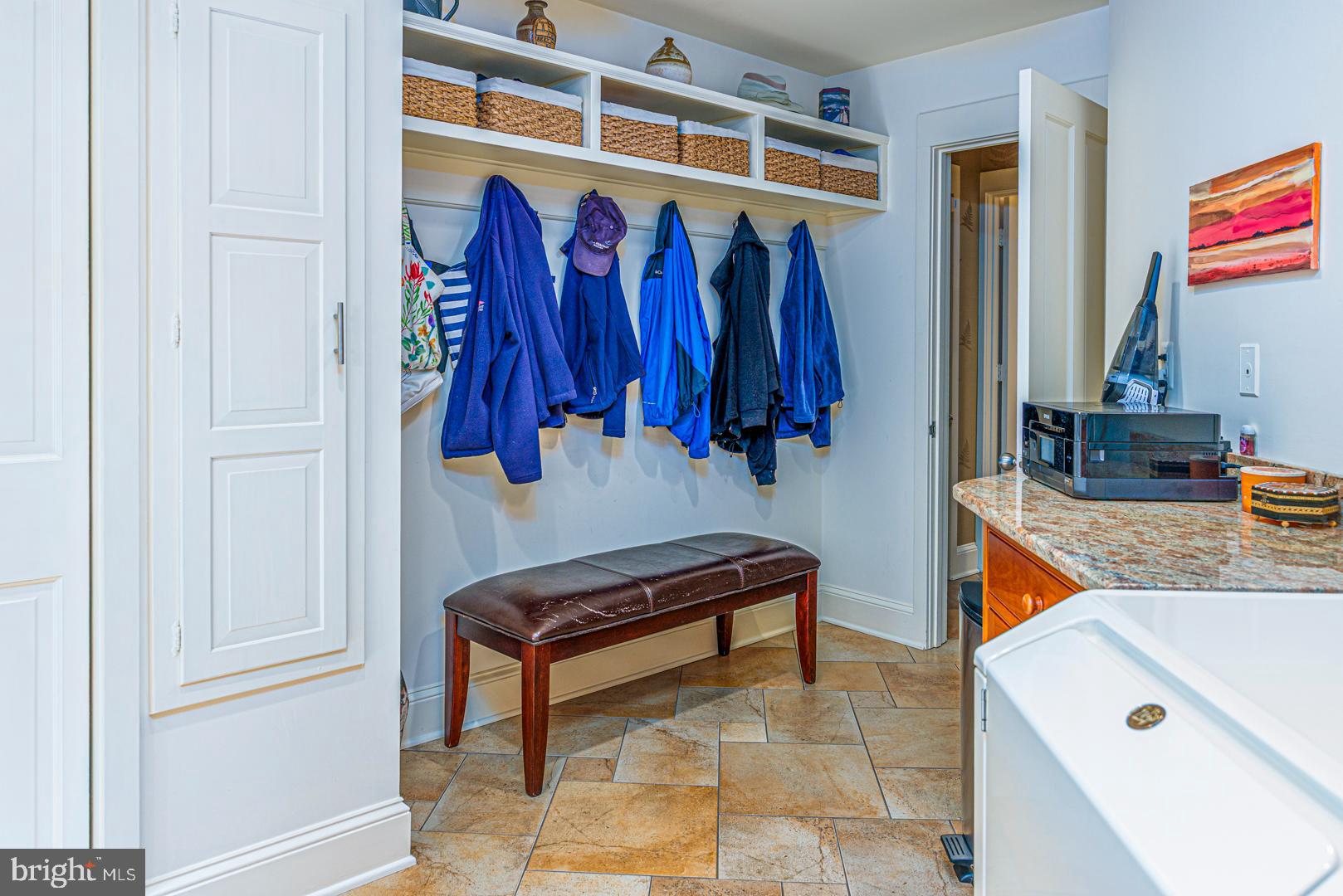 GOVERNOR GRASON MANOR - Residential