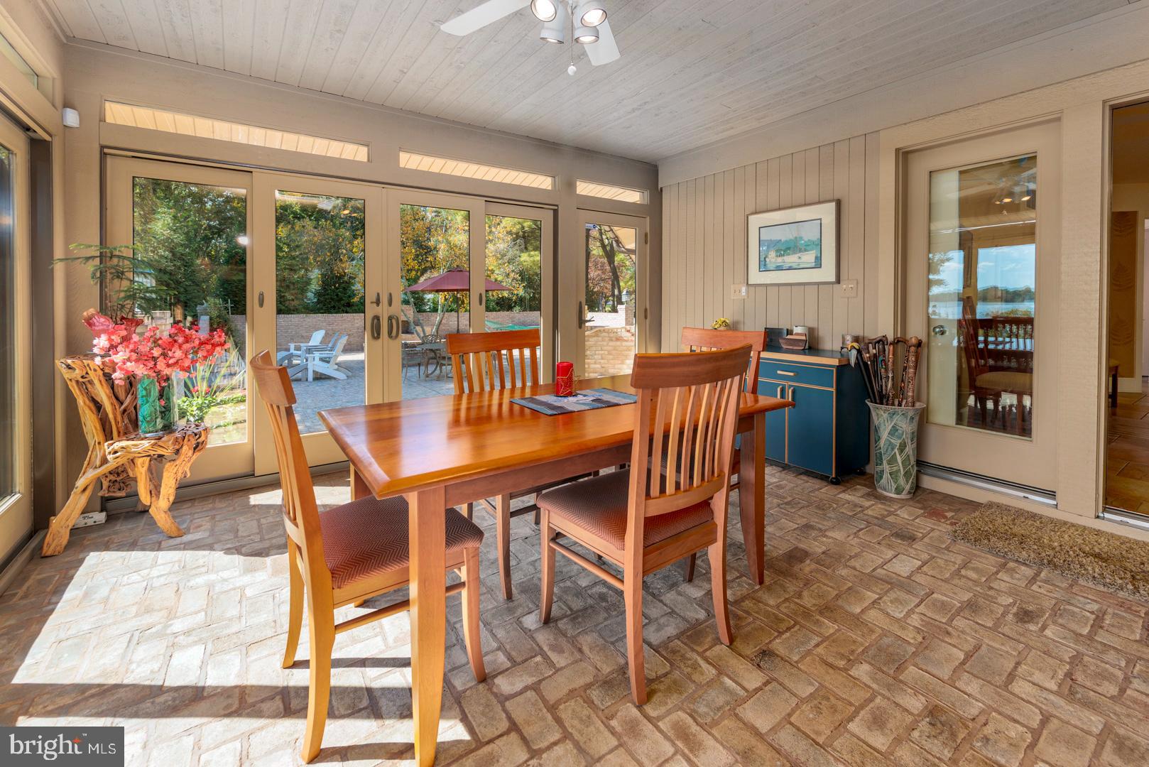 GOVERNOR GRASON MANOR - Residential