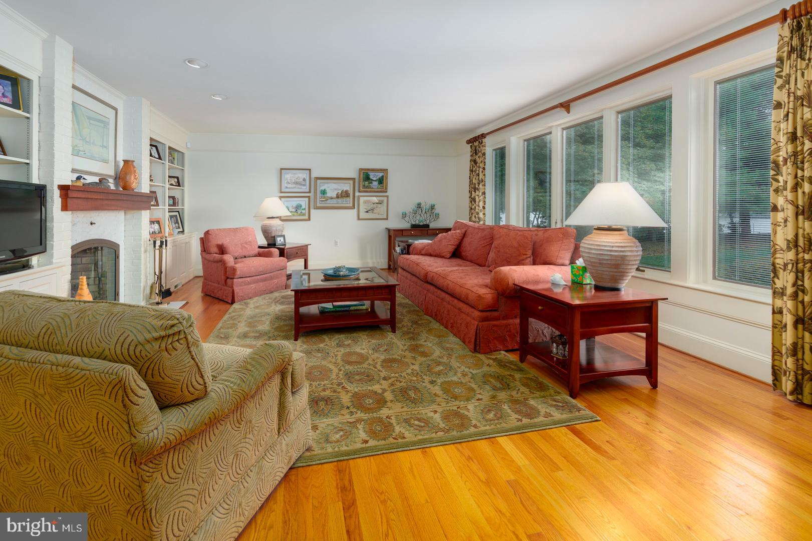 GOVERNOR GRASON MANOR - Residential