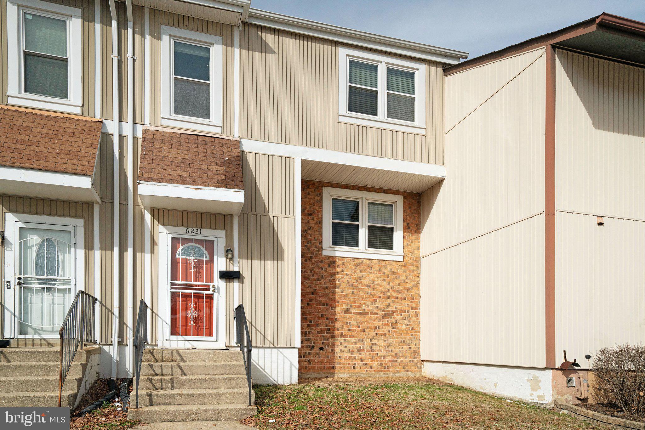 6221 DIMRILL COURT