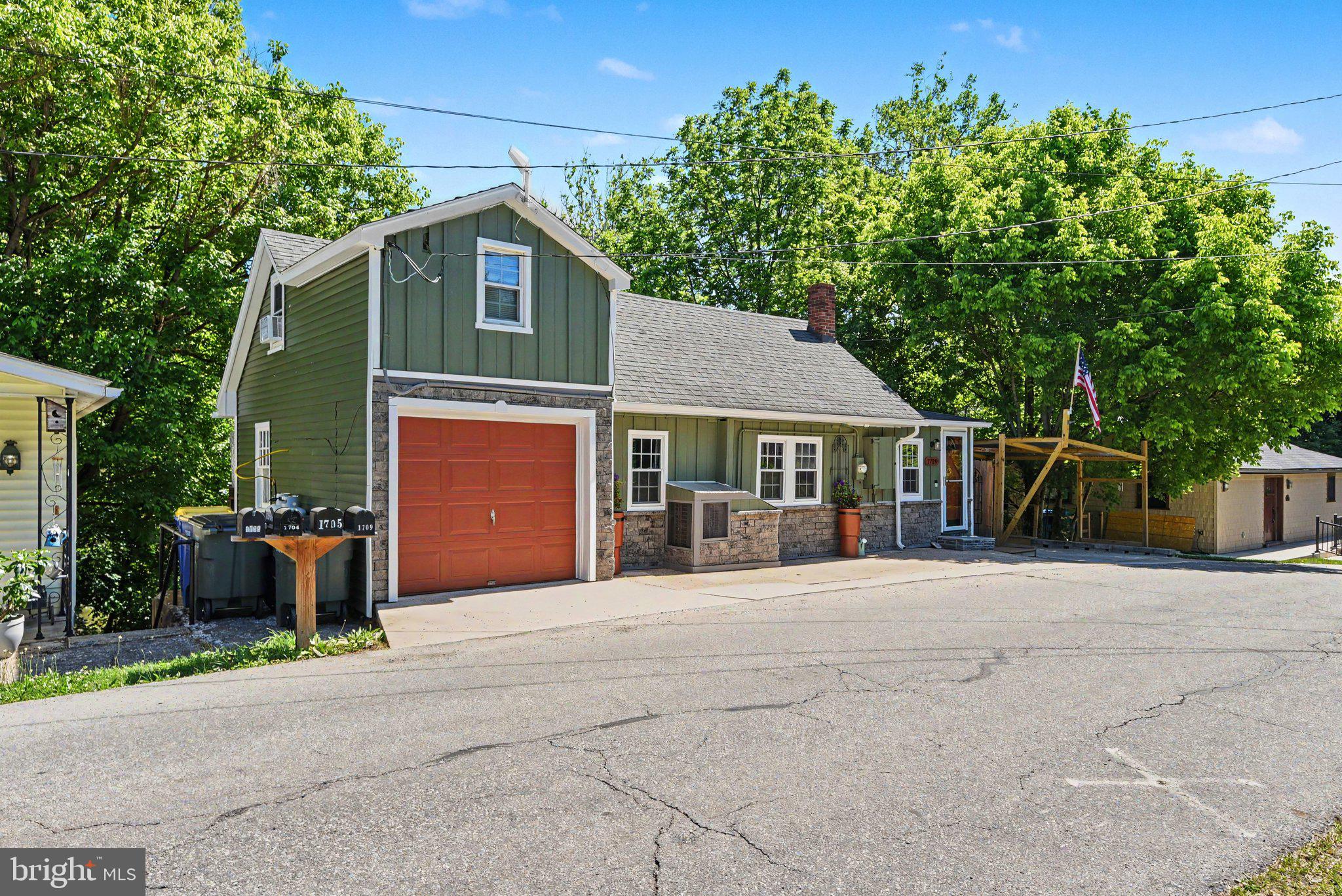 1709 SHEEPFORD ROAD
