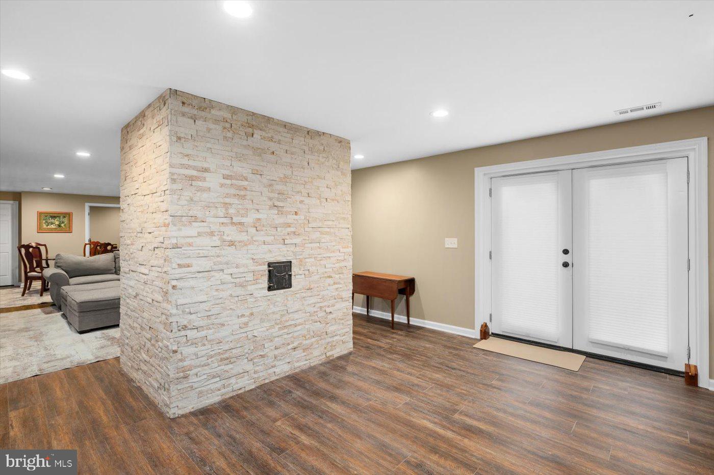 THE WATERS AT LAKE ANNA - Residential