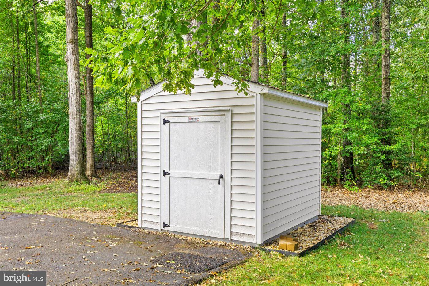 THE WATERS AT LAKE ANNA - Residential