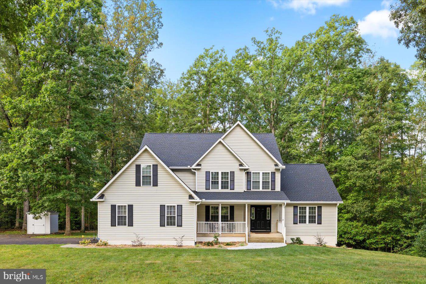 THE WATERS AT LAKE ANNA - Residential