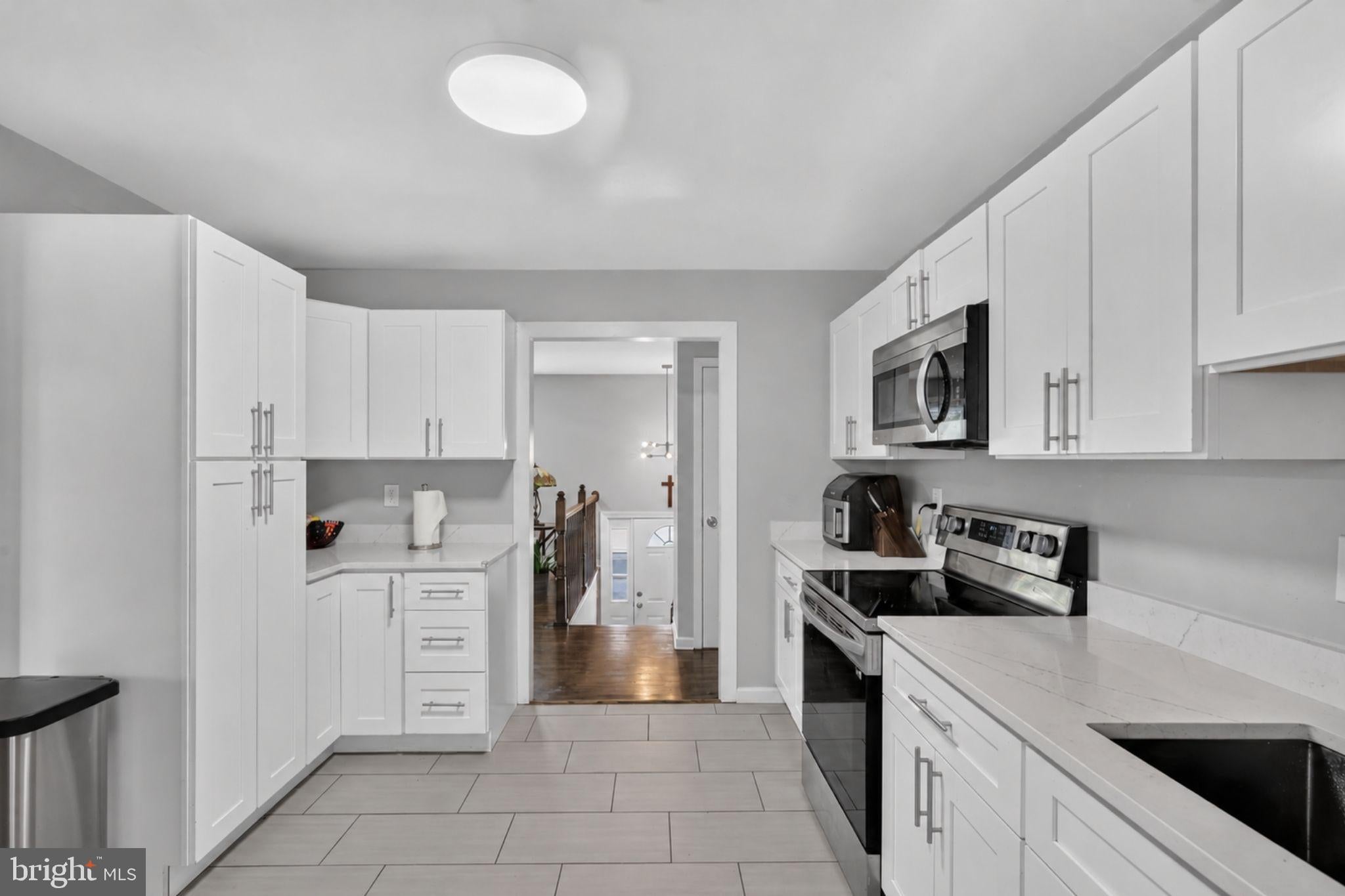 7809 GAMBIER DRIVE
