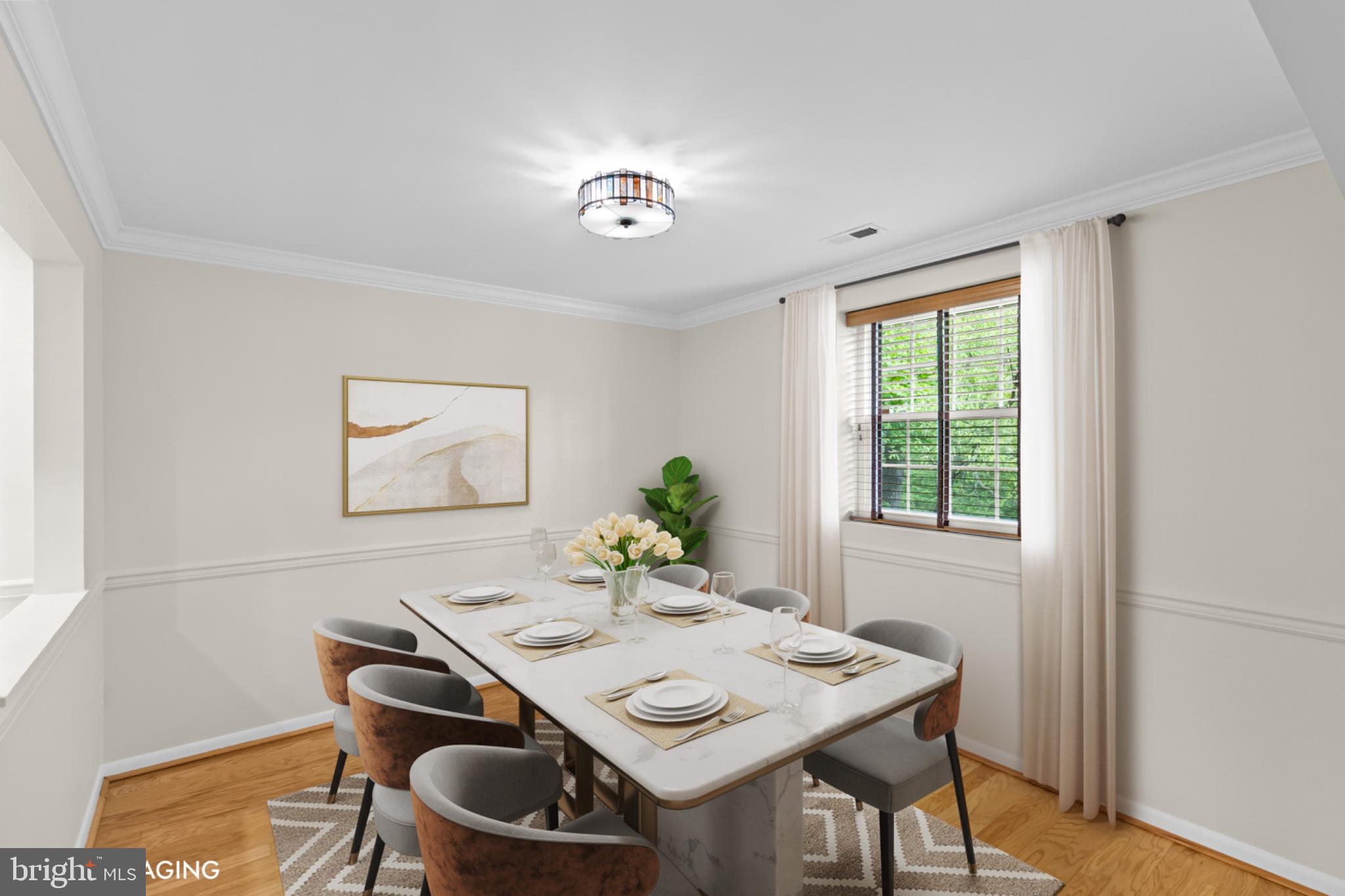 STAPLETON COURT GARDEN - Residential