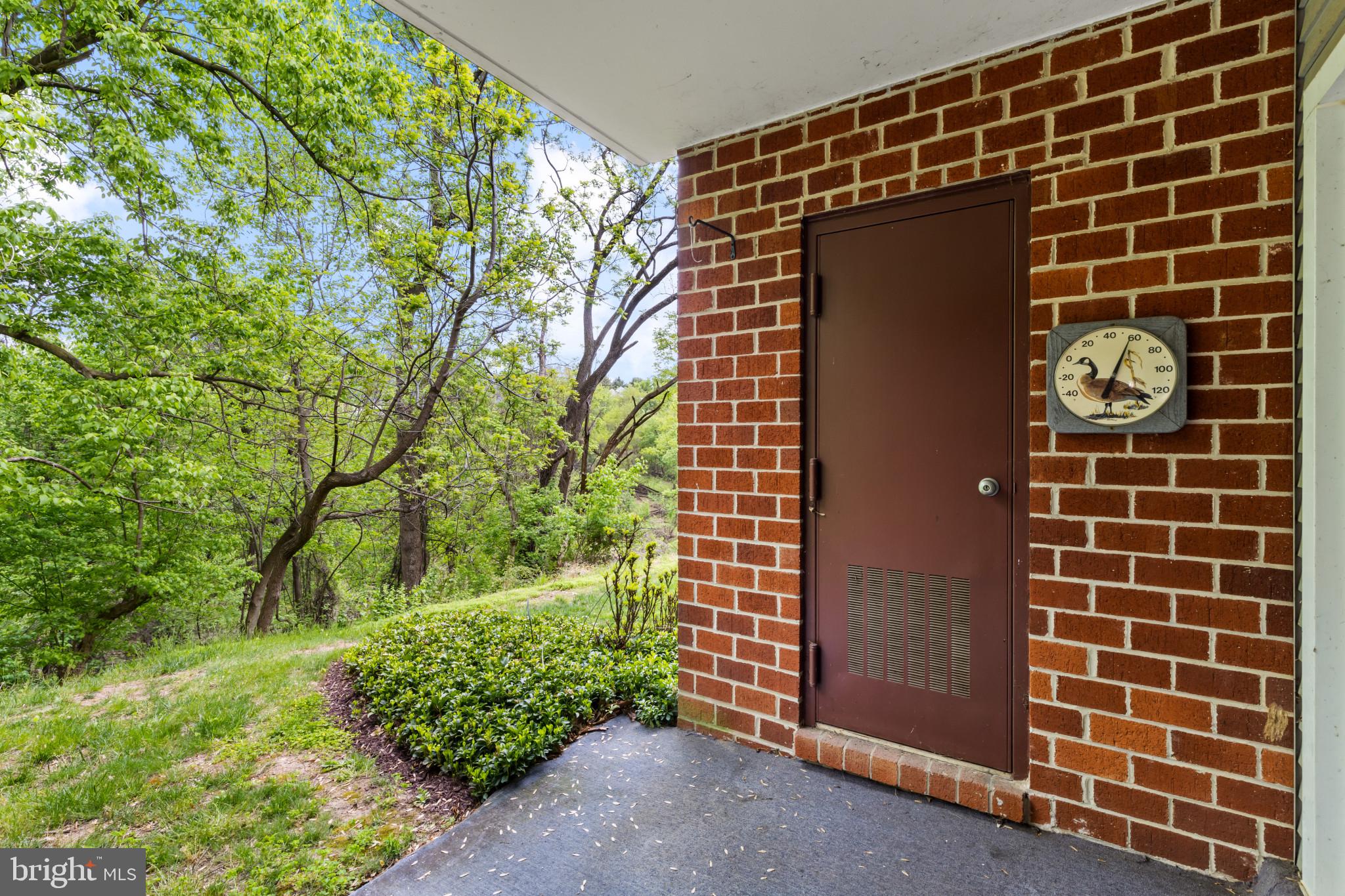 STAPLETON COURT GARDEN - Residential