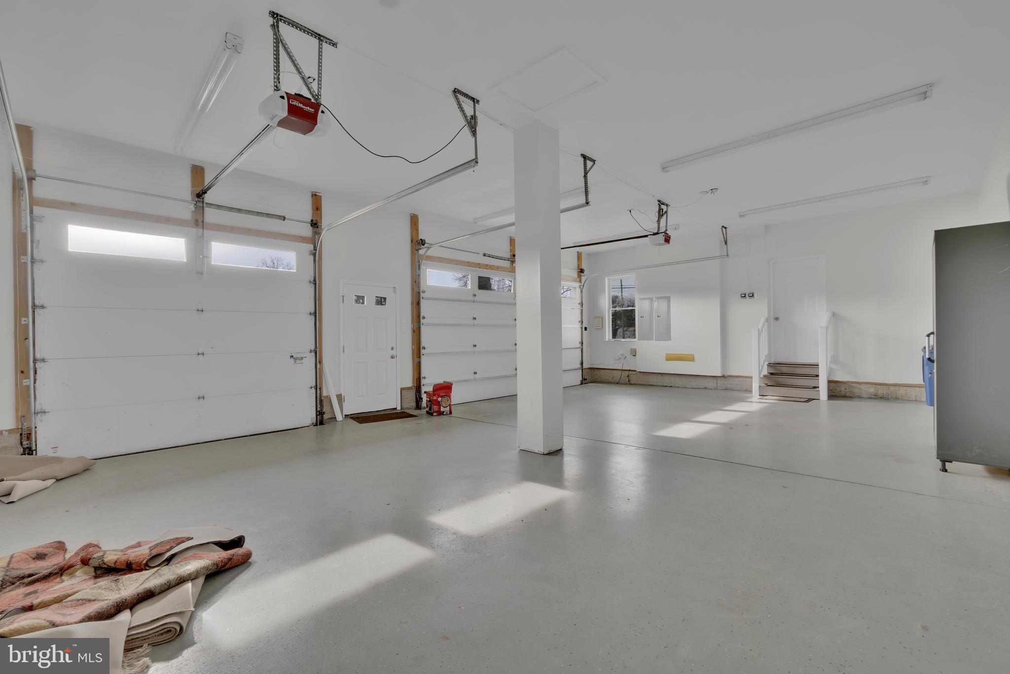 BACK RIVER NECK - Residential