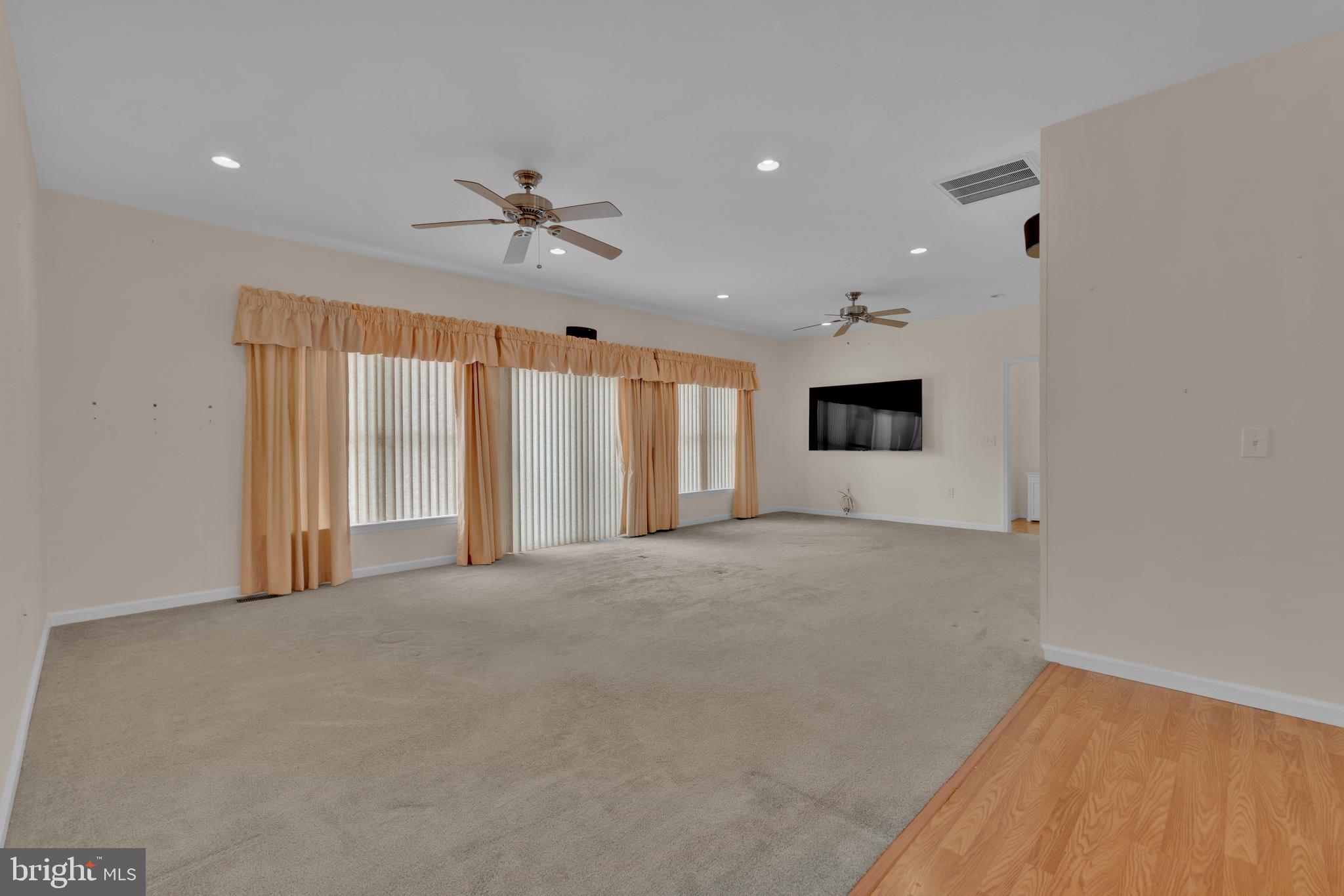 BACK RIVER NECK - Residential